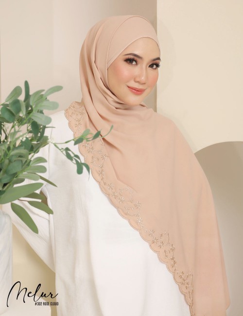 MELUR EMBROIDERY SHAWL (ROSE CLOUD) 302