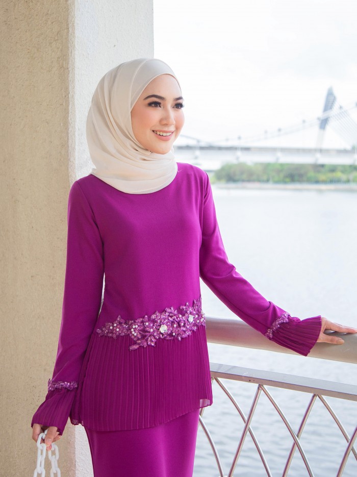 HALIDA KURUNG (MAGENTA) 722 / P722