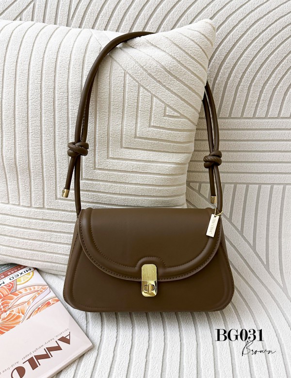 CHIC CHOC HANDBAG (BROWN) BG031
